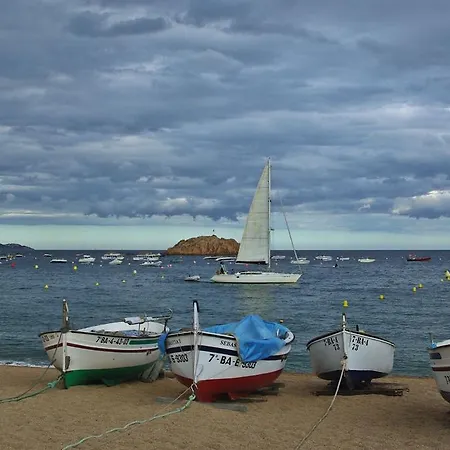 Lets Holidays Passeig Del Mar アパート