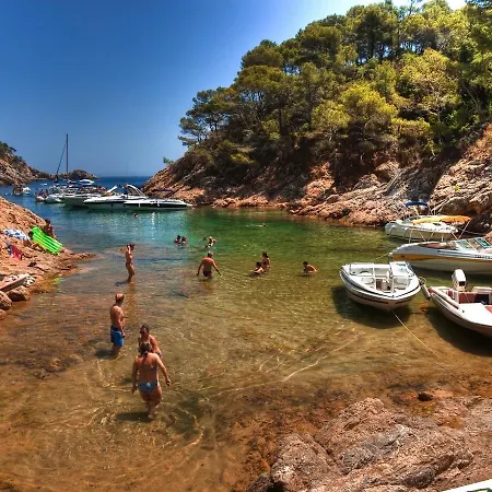 Lets Holidays Passeig Del Mar * トッサ・デ・マール